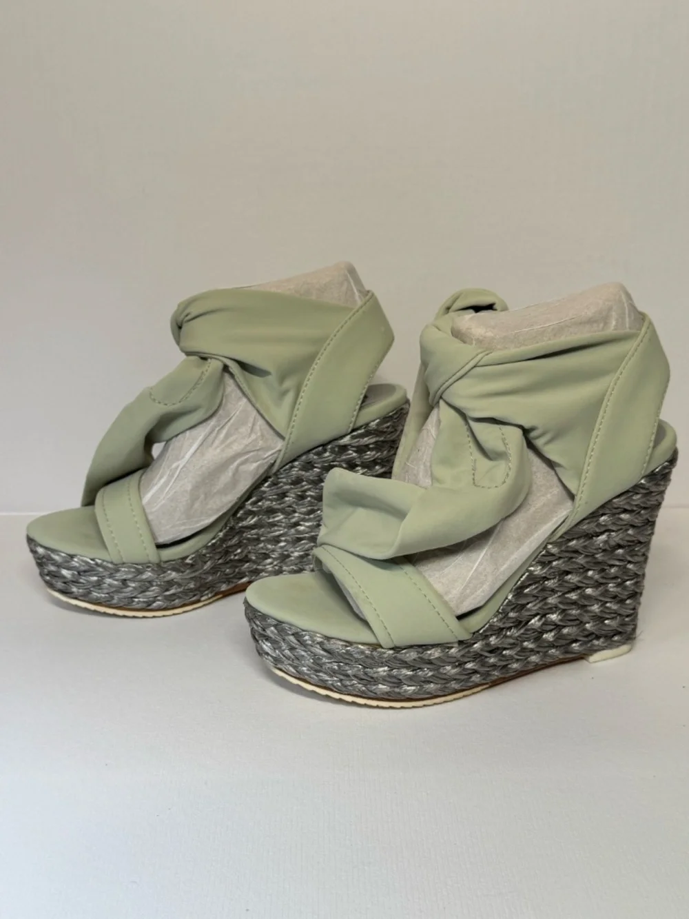 Donald J Pliner NELA Crepe Elastic Wedge Sandals 6M Leather Sole Platform Heels